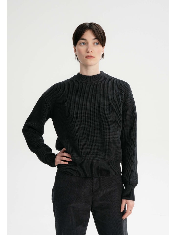 

Вязаный свитер в рубчик MANIKA MELA