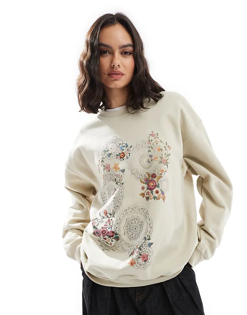 

Толстовка свободного кроя с цветочным узором песочного цвета Miss Selfridge