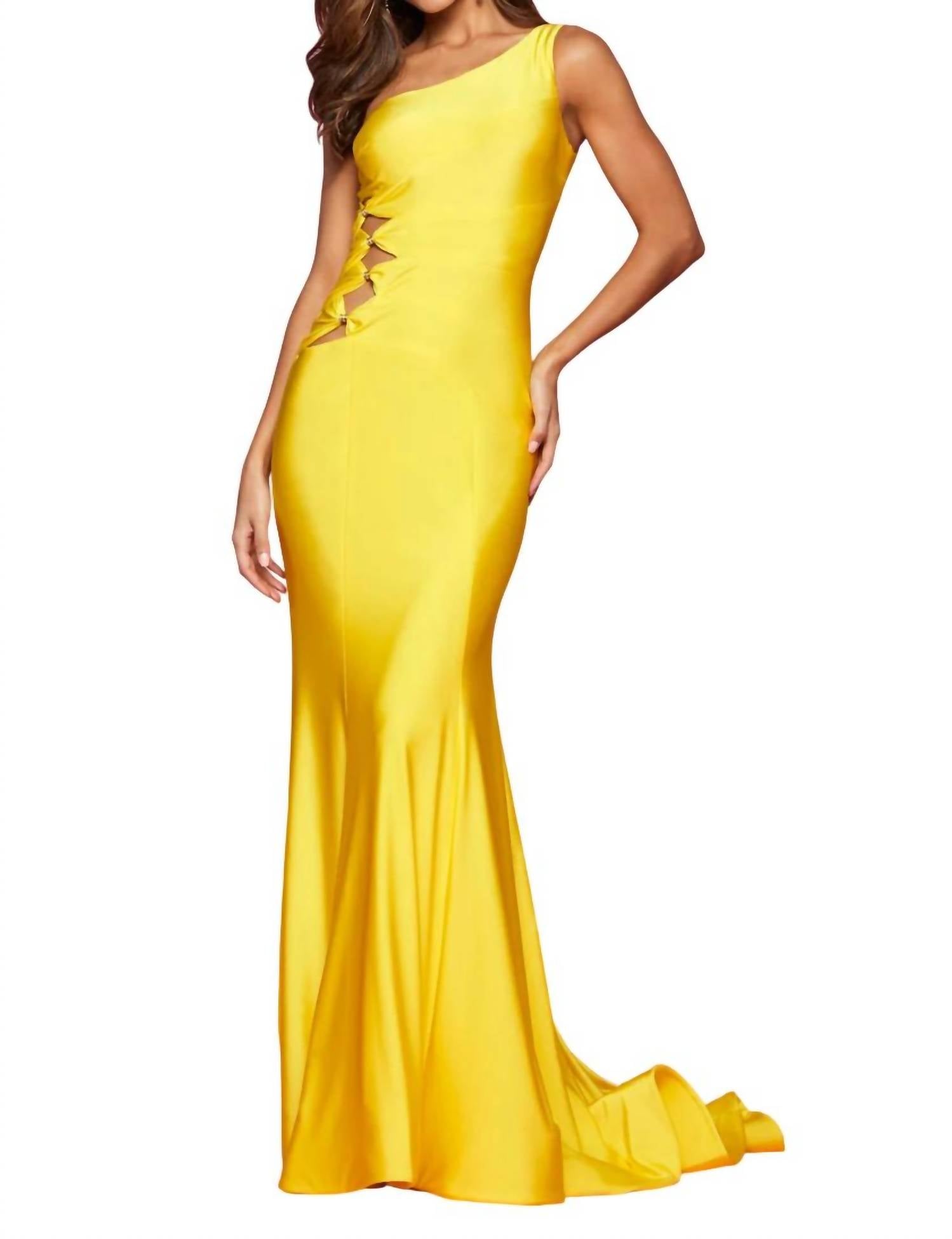 

Платье выпускного вечера с вырезами и сборками желтого цвета Sherri Hill