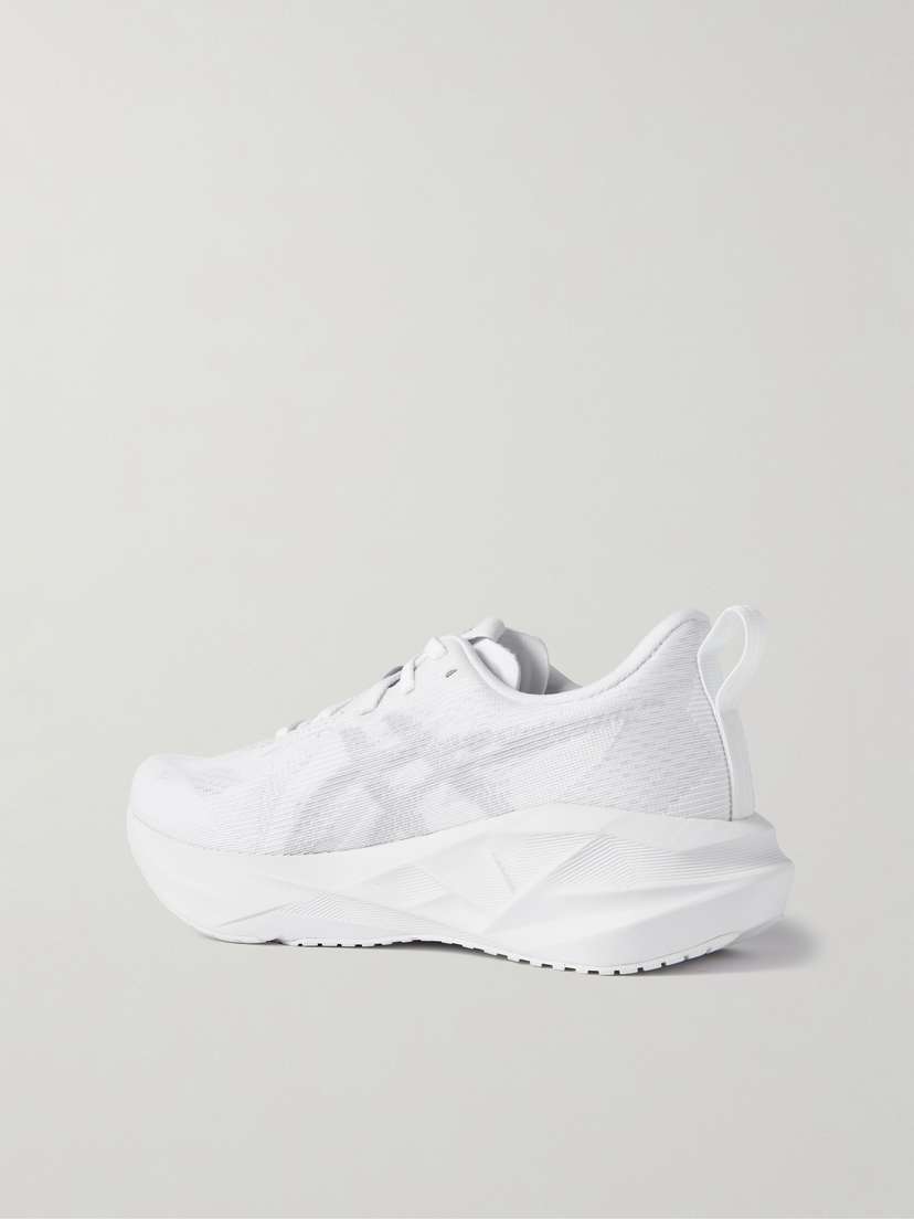 Кроссовки Novablast 5 из эластичного трикотажа Asics, белый — фото 3