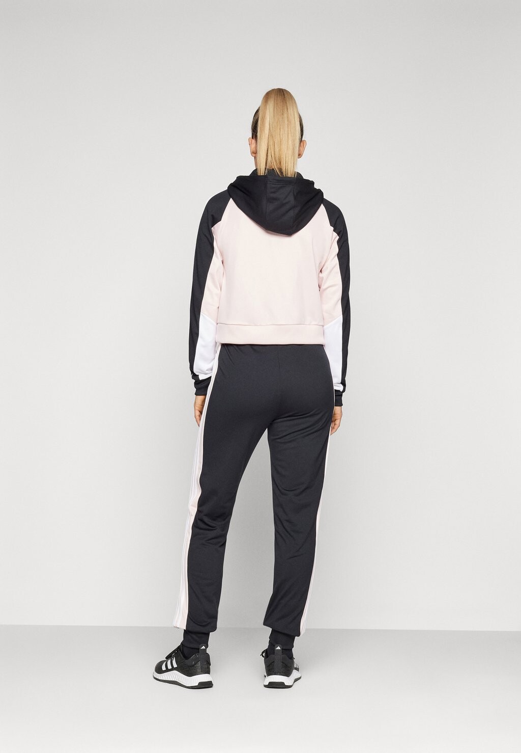 

Спортивный костюм BOLDBLOCK TRACKSUIT adidas, черный