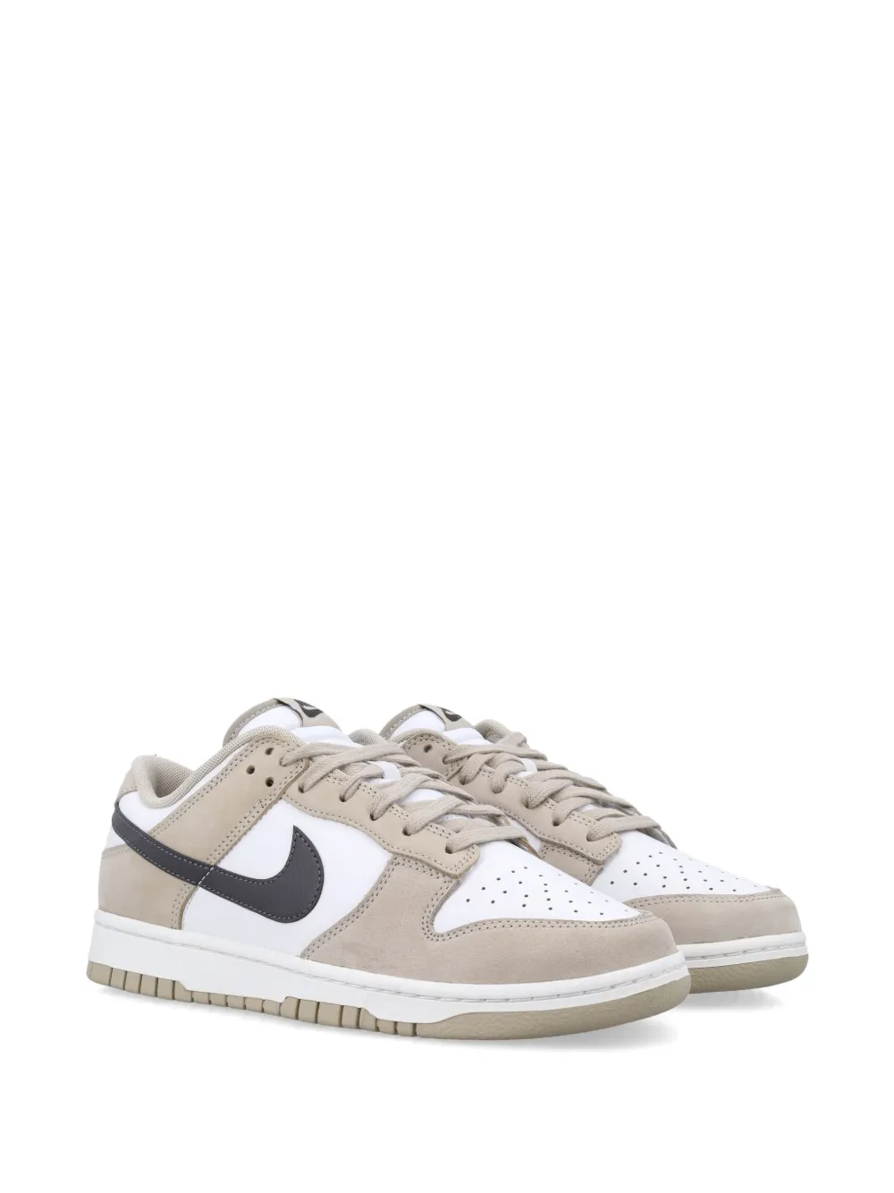 Кроссовки Dunk Low Nike, нейтральный — фото 2