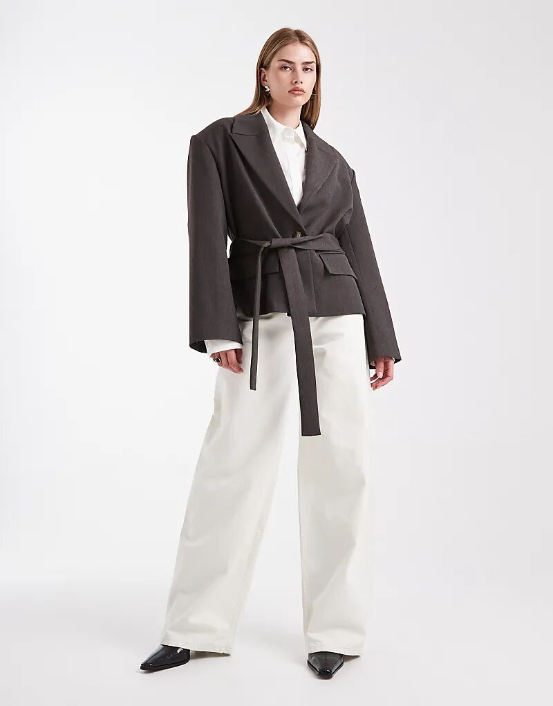 

ASOS DESIGN приталенный блейзер свободного кроя с поясом шоколадного цвета