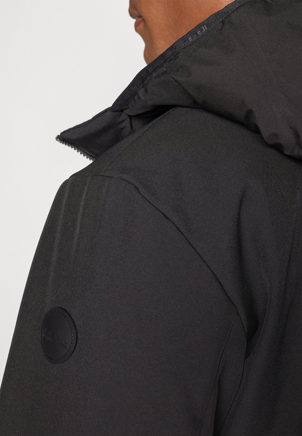 

Зимняя куртка ICEPEAK ALBERS Icepeak, черный