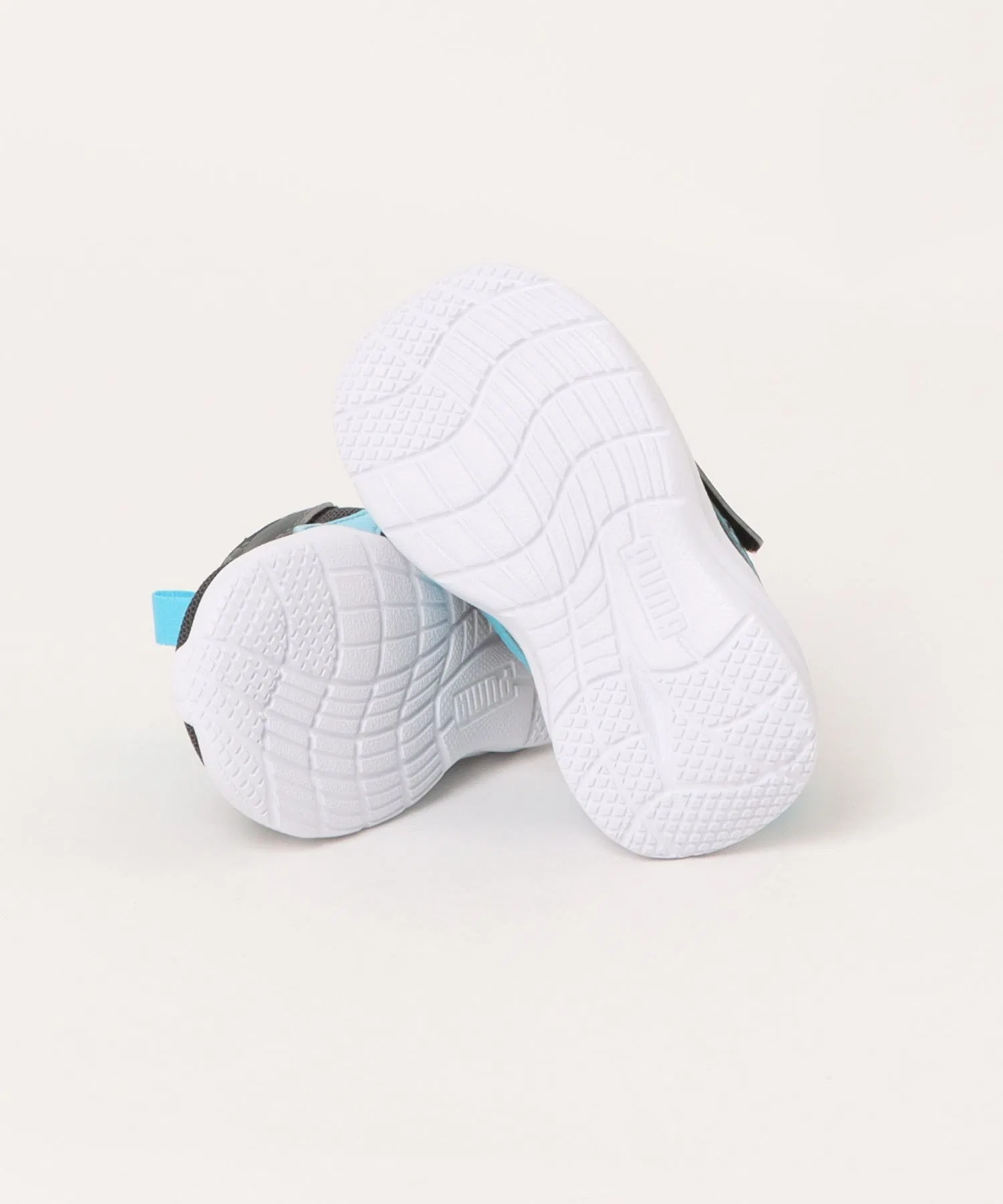 Детские кроссовки PUMA RICKIE RUNNER NU INF 397539 — фото 3