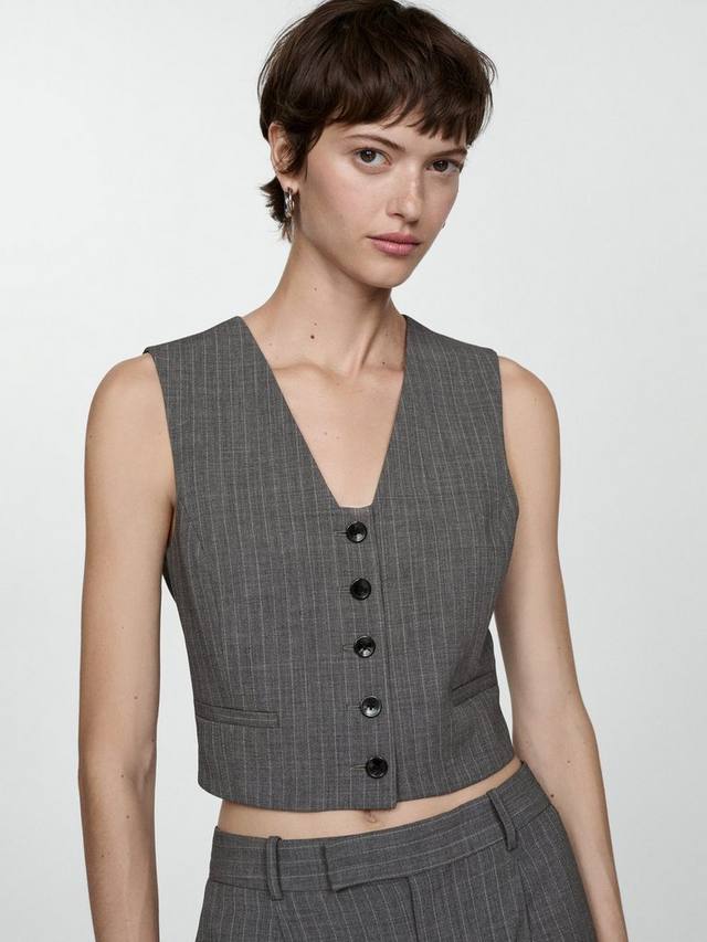 

Жилет в тонкую полоску от bowery Mango, серый