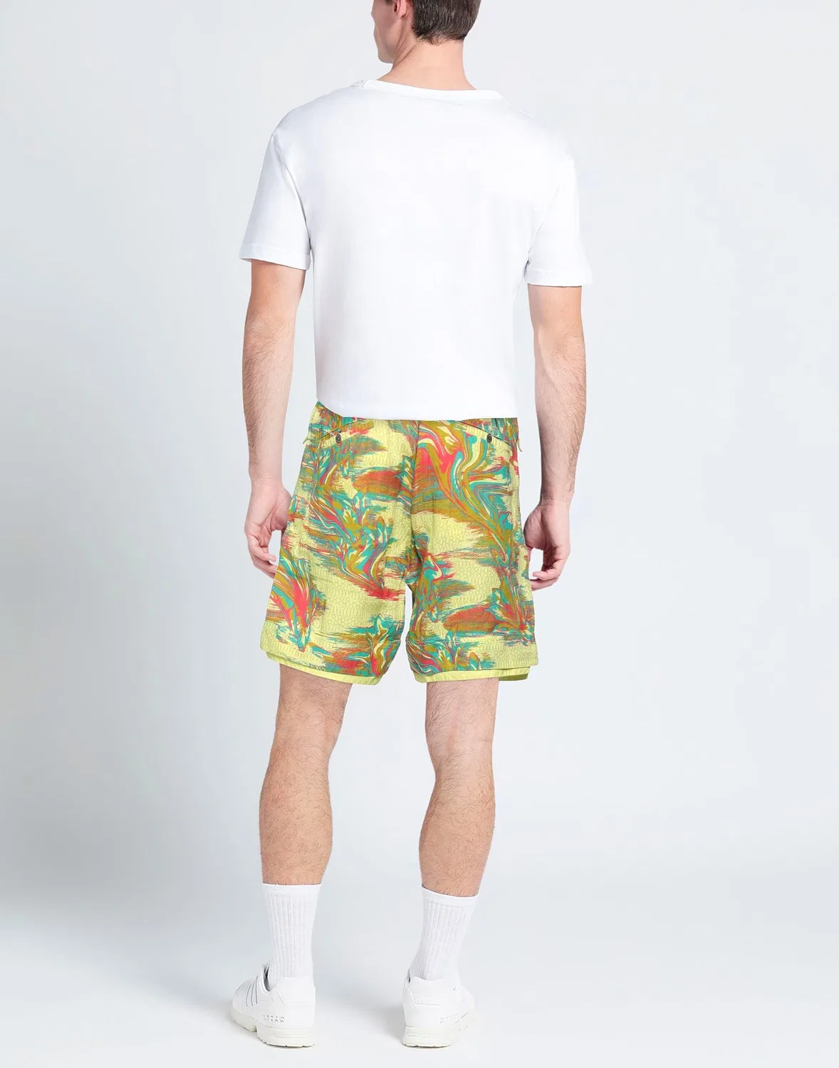 Шорты с мультиколором Stone Island пастельно-желтые — фото 3