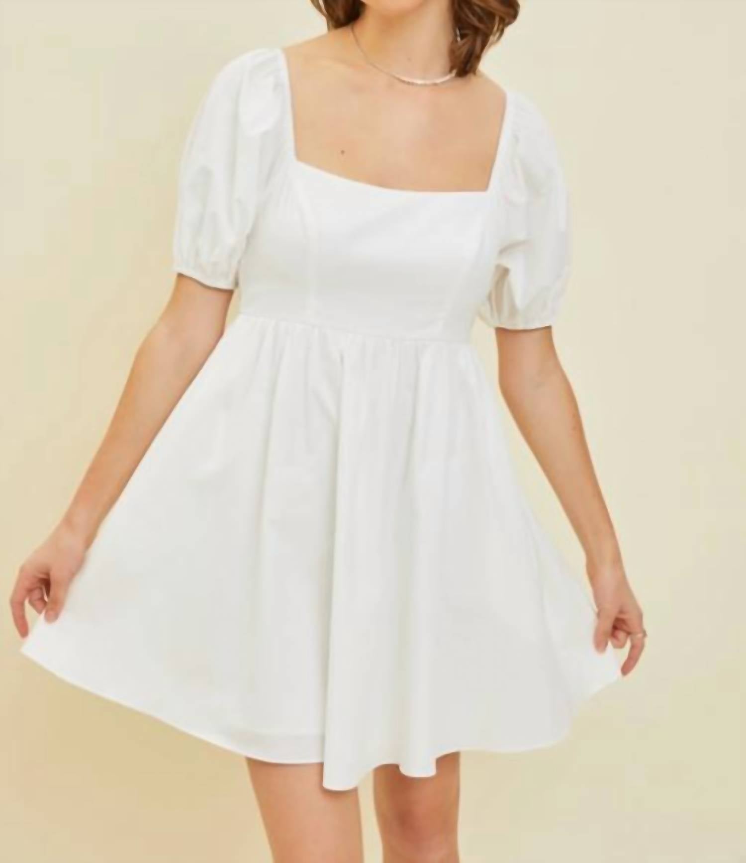 

Мини-платье Babydoll с рукавами-фонариками белого цвета Heyson