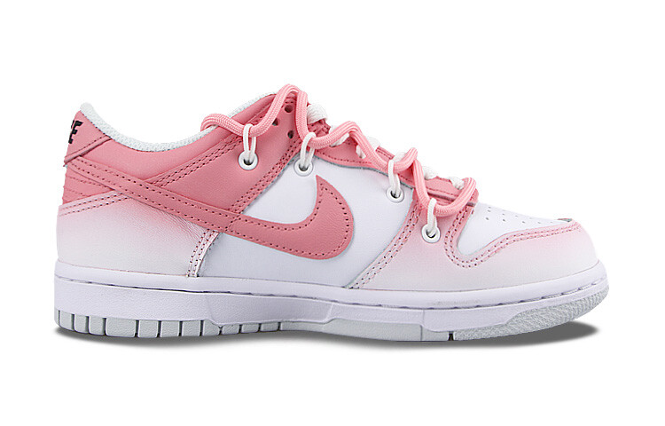 

Кроссовки Nike Dunk Skateboard Shoes Women's Low-Top Red