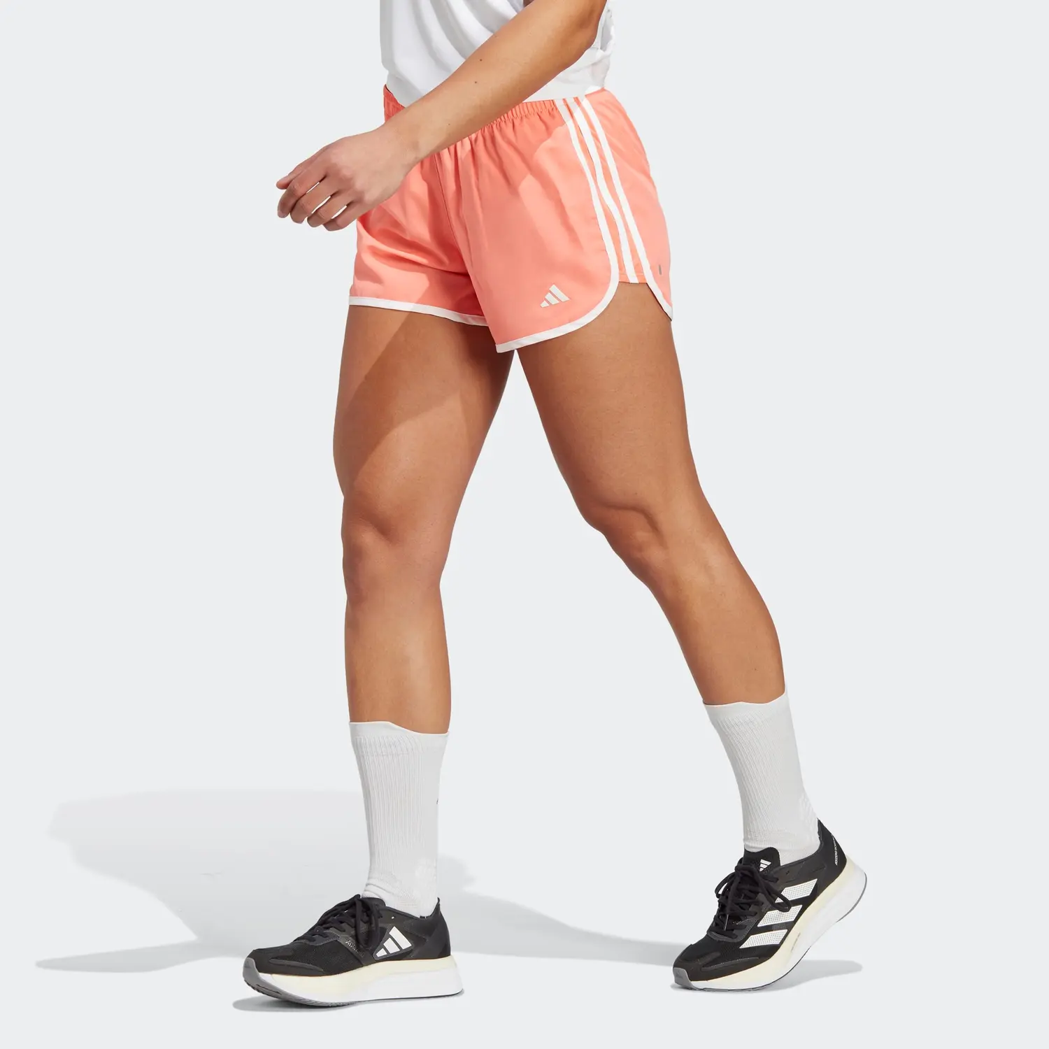 

Спортивные шорты женские кораллово-розовые Adidas