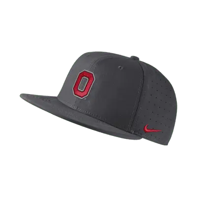 

Бейсболка Nike Ohio State College Fitted Baseball Hat, черный