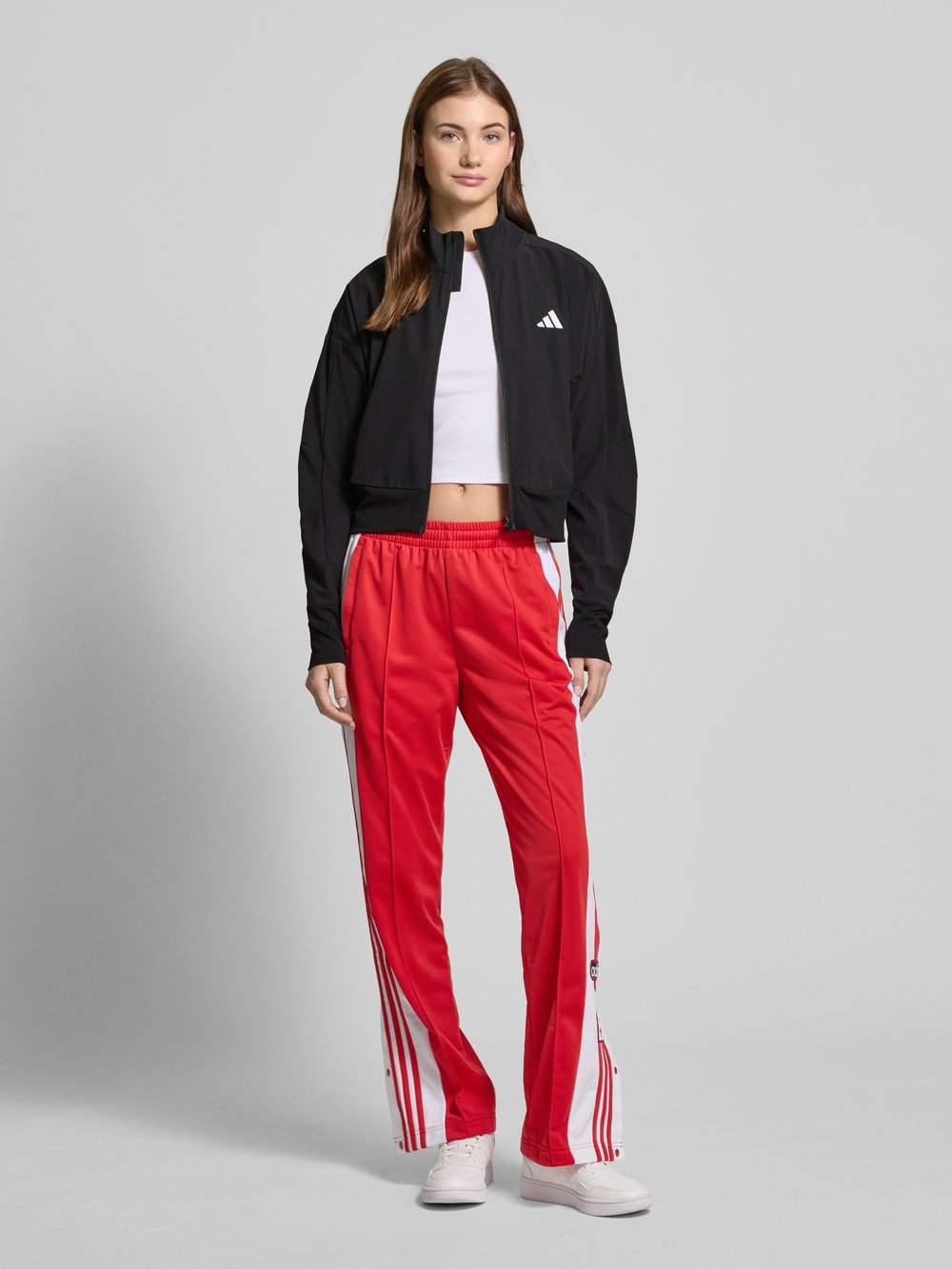 

Спортивная куртка с логотипом ADIDAS SPORTSWEAR, черный