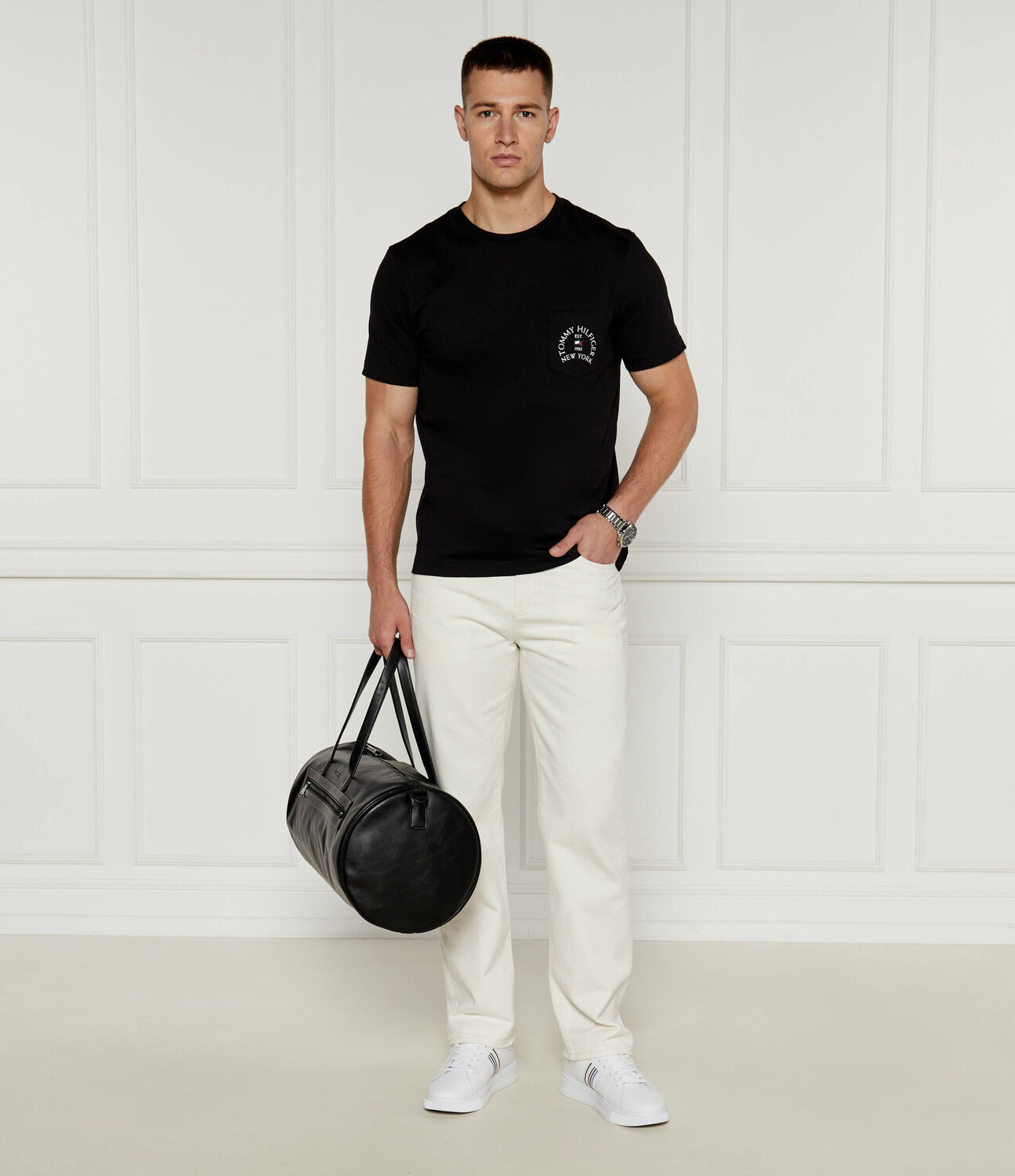 Футболка Tommy Hilfiger Regular Fit, черный — фото 2