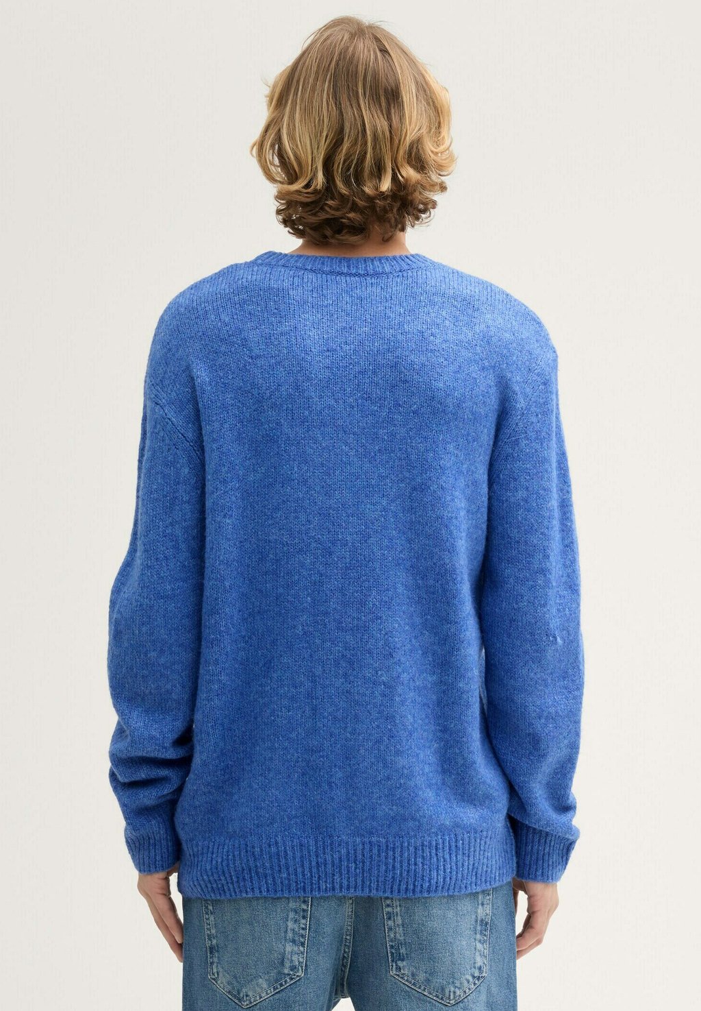 

Джемпер MIT RUNDHALSAUSSCHNITT TOM TAILOR DENIM, синий