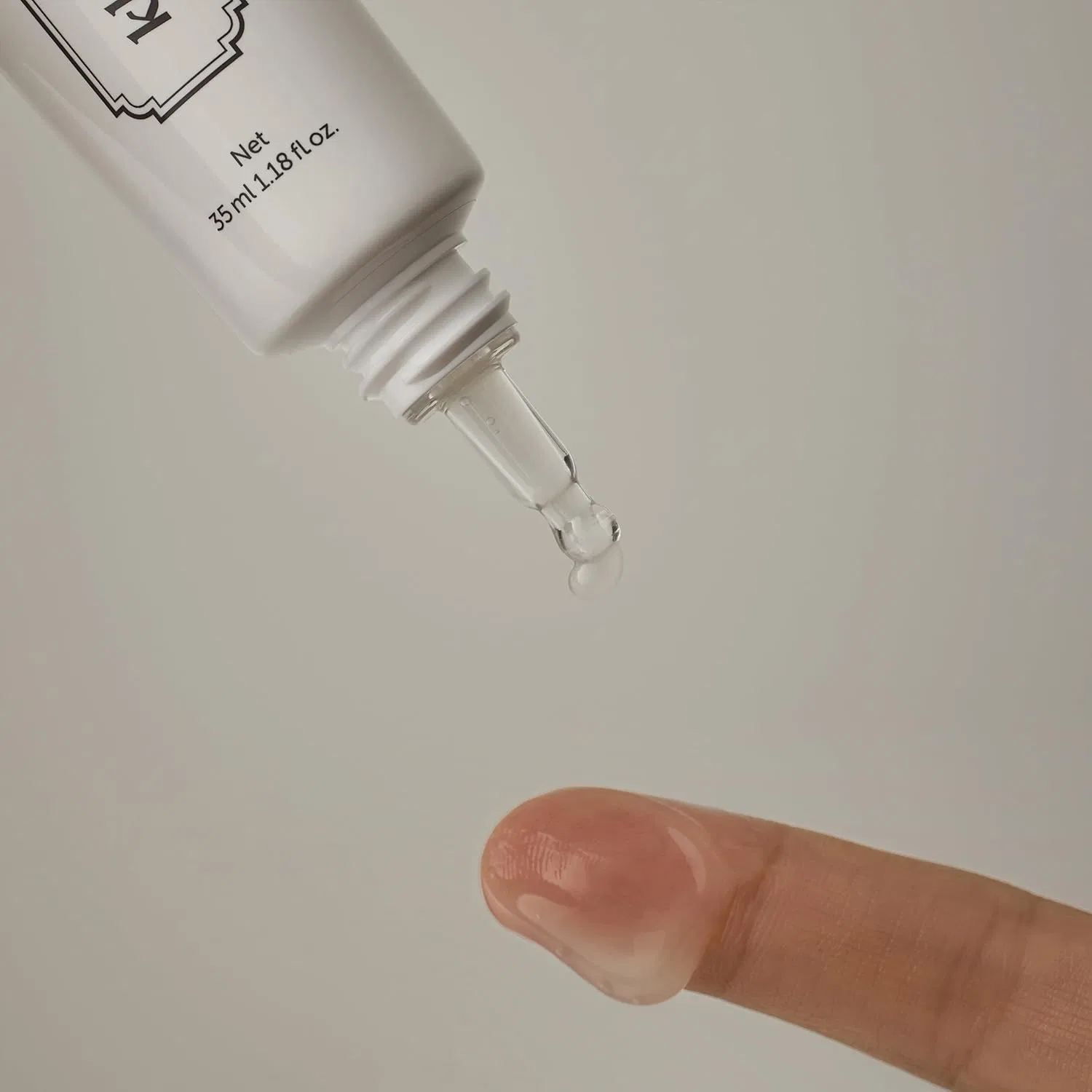 Гель для век DearKlairs Fundamental Eye Awakening Gel, 35 мл Dearklairs — фото 3