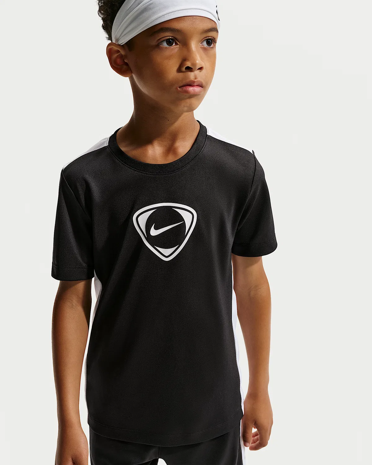 Детская футболка Nike Academy+ Dri-FIT с коротким рукавом, Black/White/White