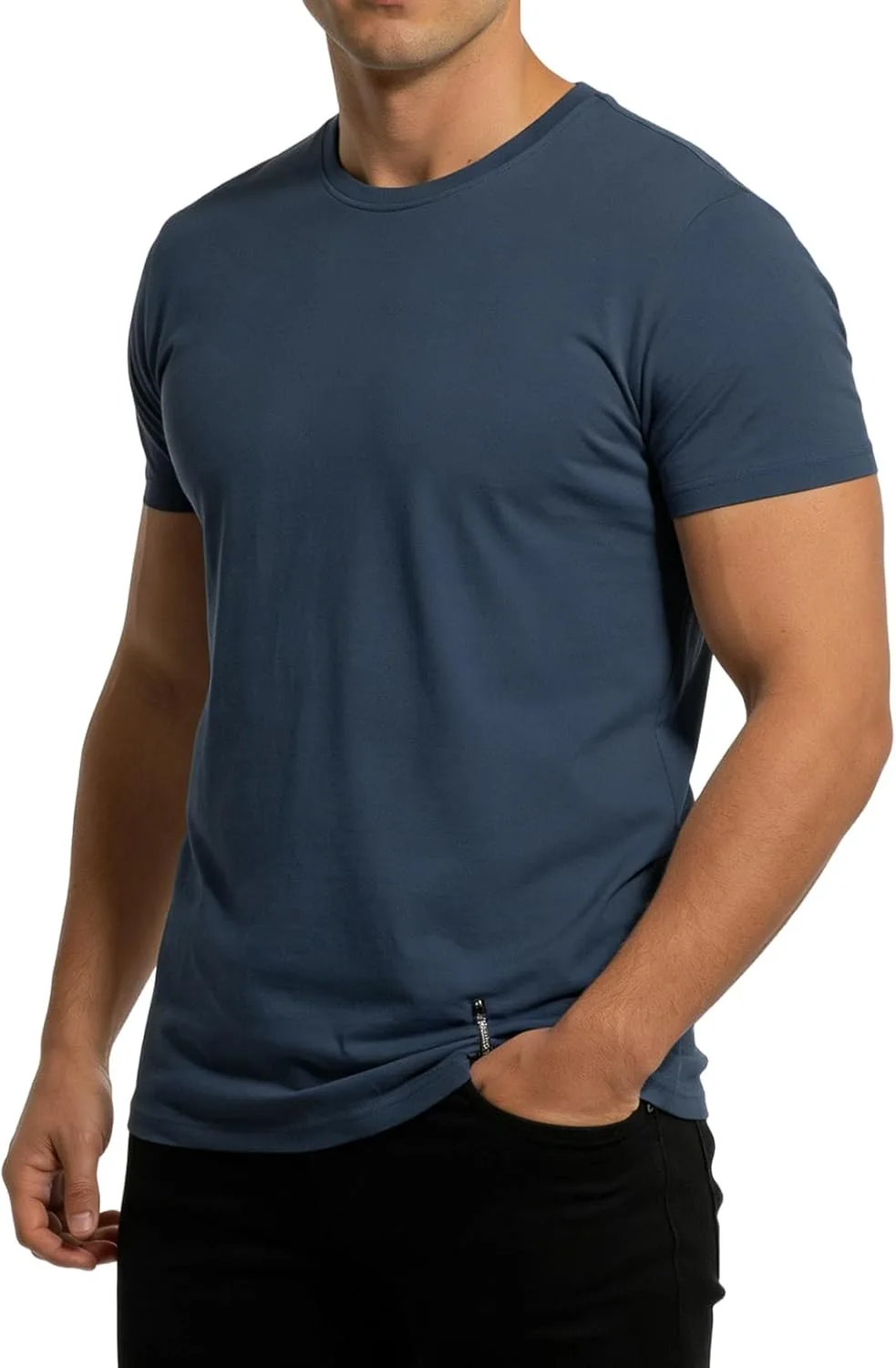 

Футболка для тренировок мужская с круглым вырезом и съемным декором