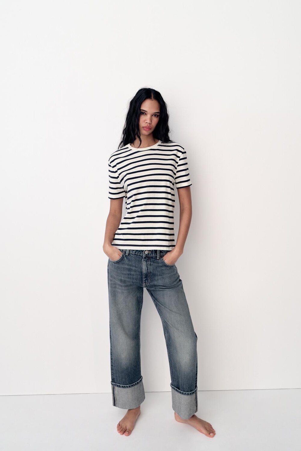 

Базовая футболка из хлопка ZARA, в полоску