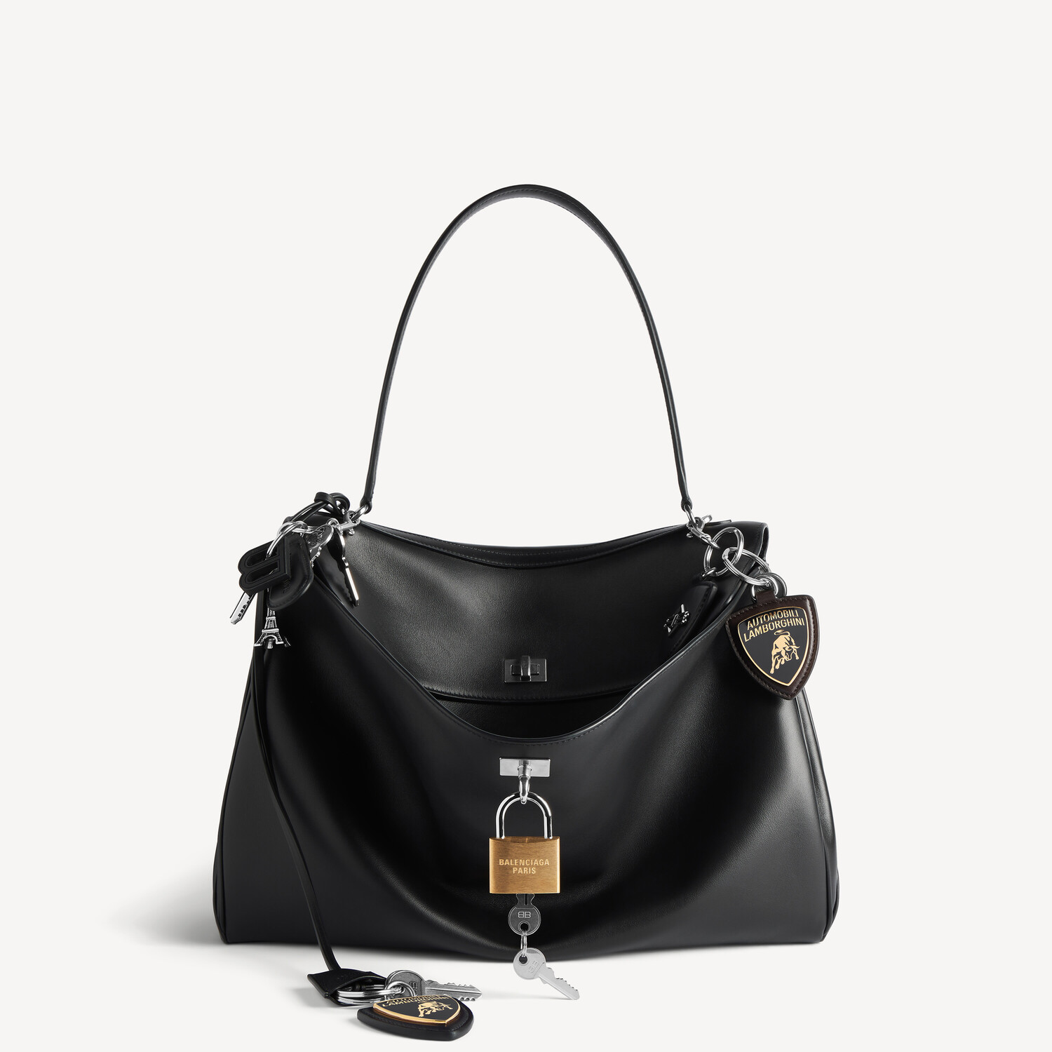 

Мужская сумка balenciaga | automobili lamborghini rodeo large с подвесками, черная BALENCIAGA, черный