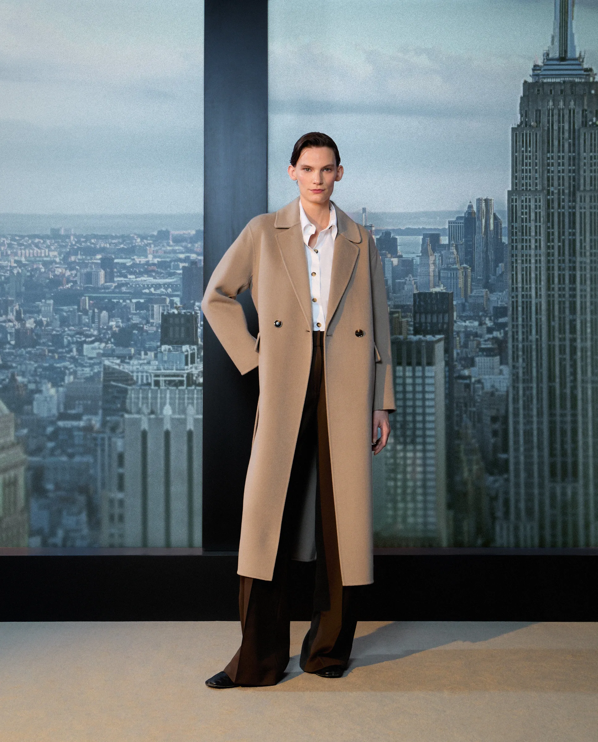 

Женское длинное гладкое пальто из сукна Woman Limited El Corte Inglés, бежевый