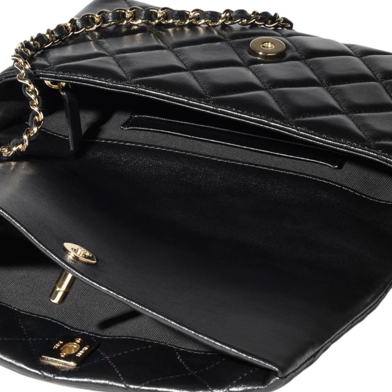 CHANEL Яркая потертая сумка-кроссбоди из барашка через плечо женская черная — фото 4