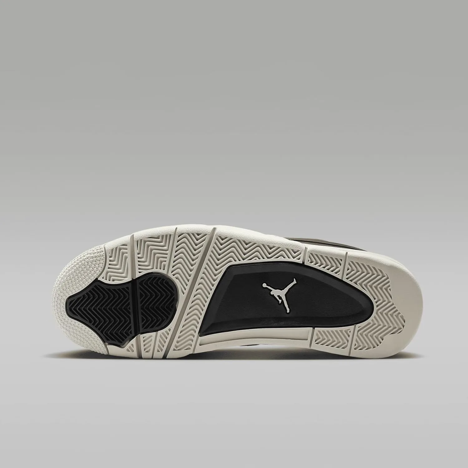 Nike Кроссовки Air Jordan 4 RM для мужчин (FQ7939-004, черный/белый) — фото 2
