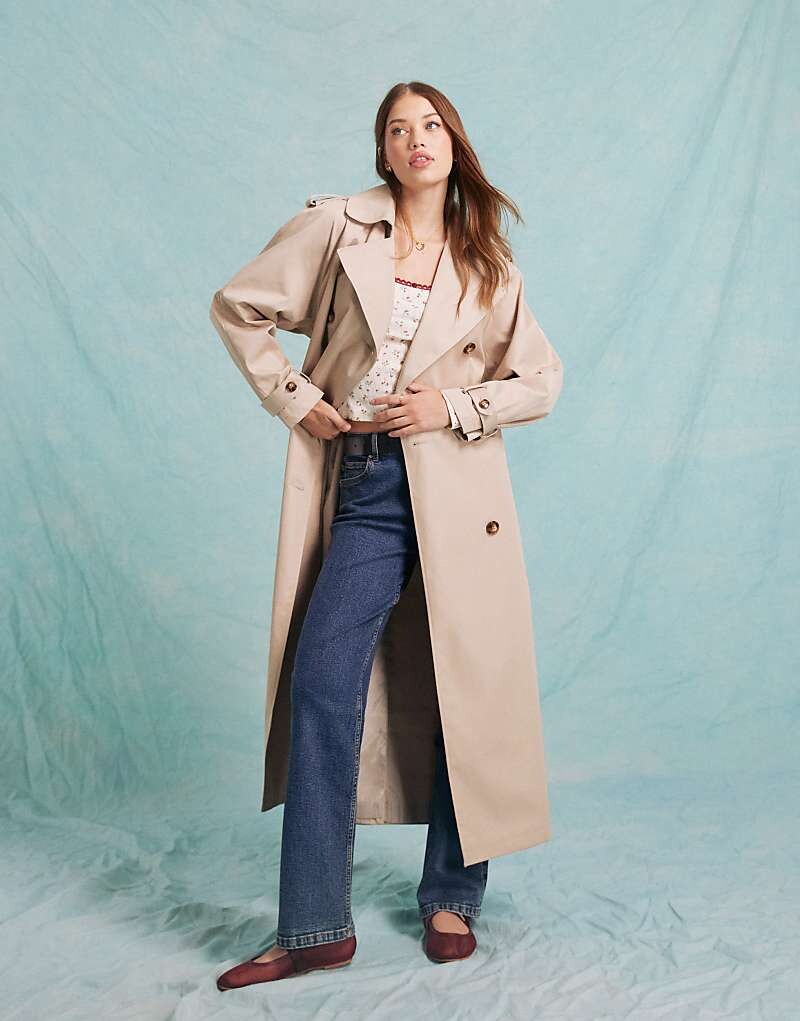 

Miss Selfridge – серо-бежевый тренч макси
