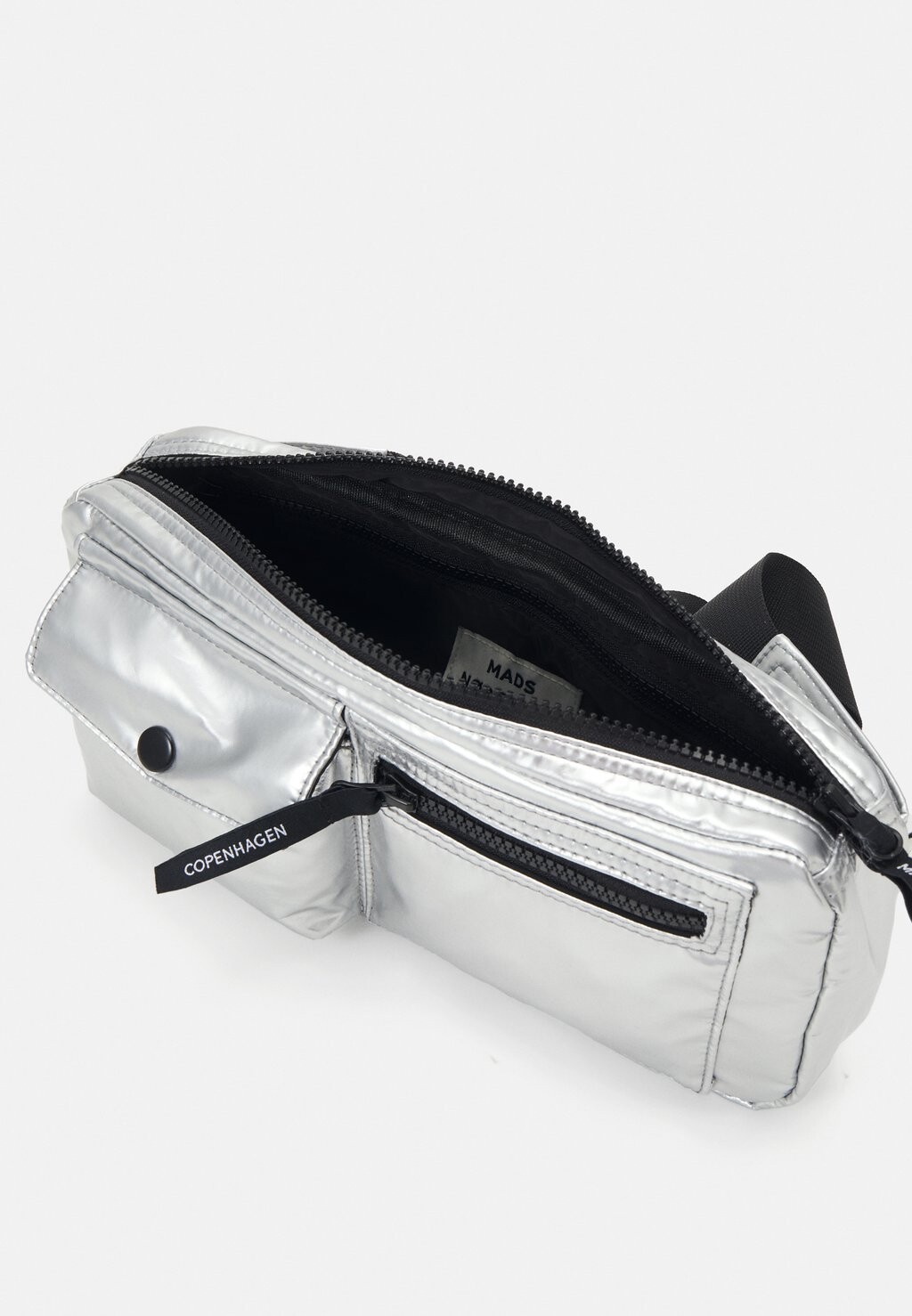 

Поясная сумка BEL SILVO CARNI BAG Mads Nørgaard, серебристого цвета