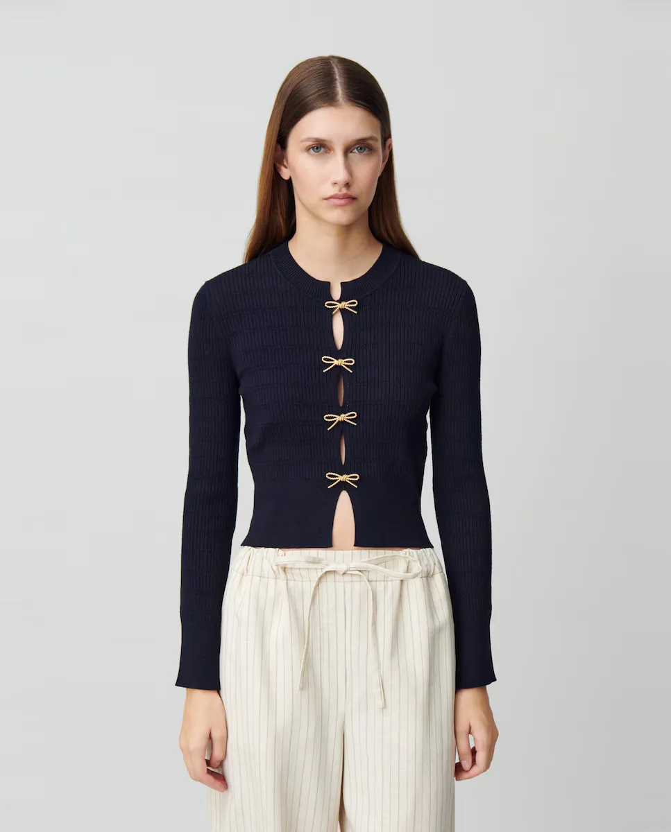 

Изящный женский свитер с декоративными бантами Claudie Pierlot, темно-синий