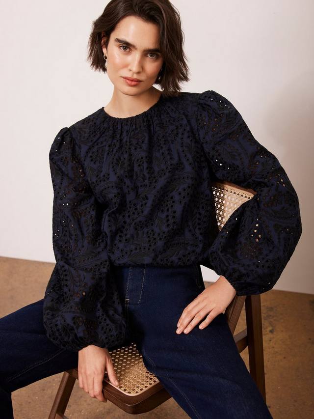 

Укороченный топ broderie Mint Velvet, темно-синий/разноцветный