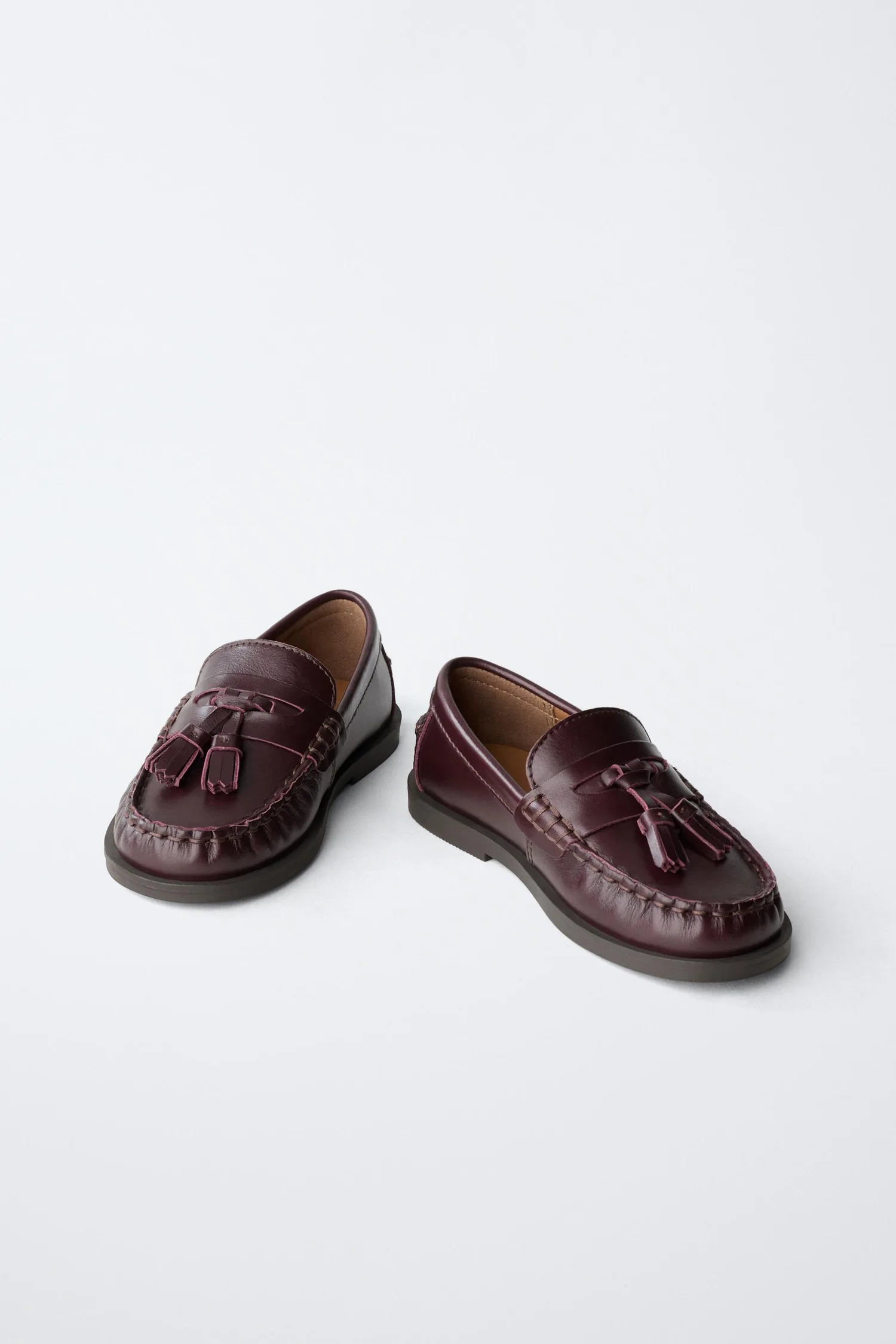 Zara Кожаные лоферы с кисточками, лимитированная серия — фото 3