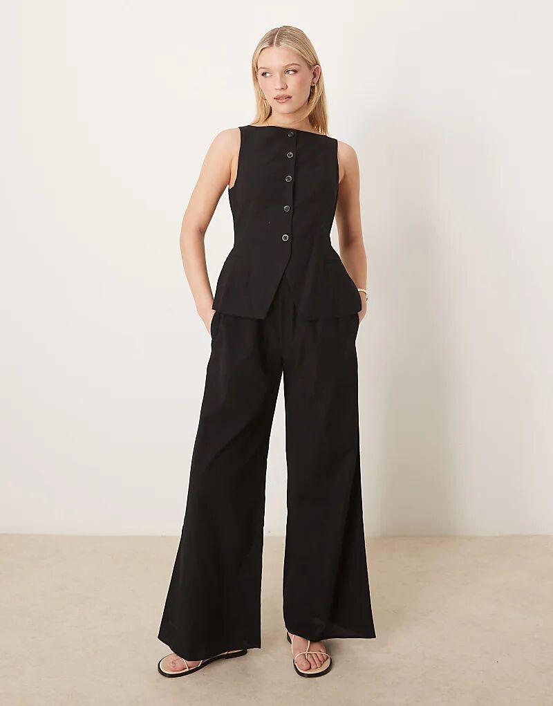 

Жилет-комбинезон на пуговицах ASOS DESIGN черного цвета