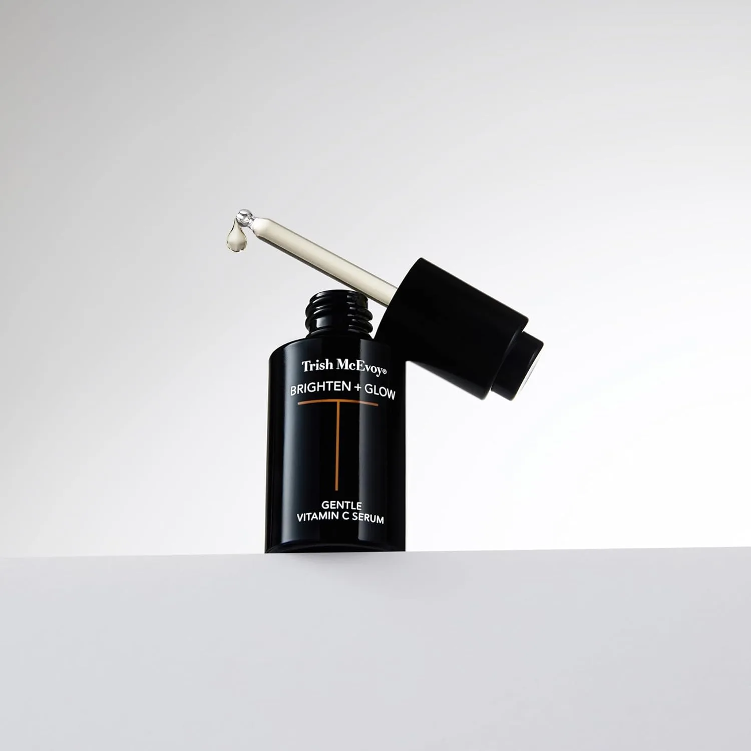 Сыворотка Trish Mcevoy — С нежным витамином С от Brighten and Glow, New Formula — фото 2
