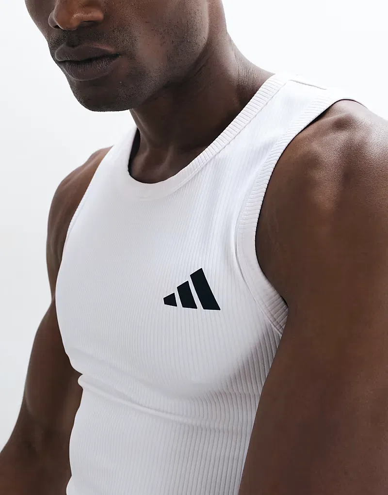 Ребристый жилет Adidas Training Essentials, белый — фото 2