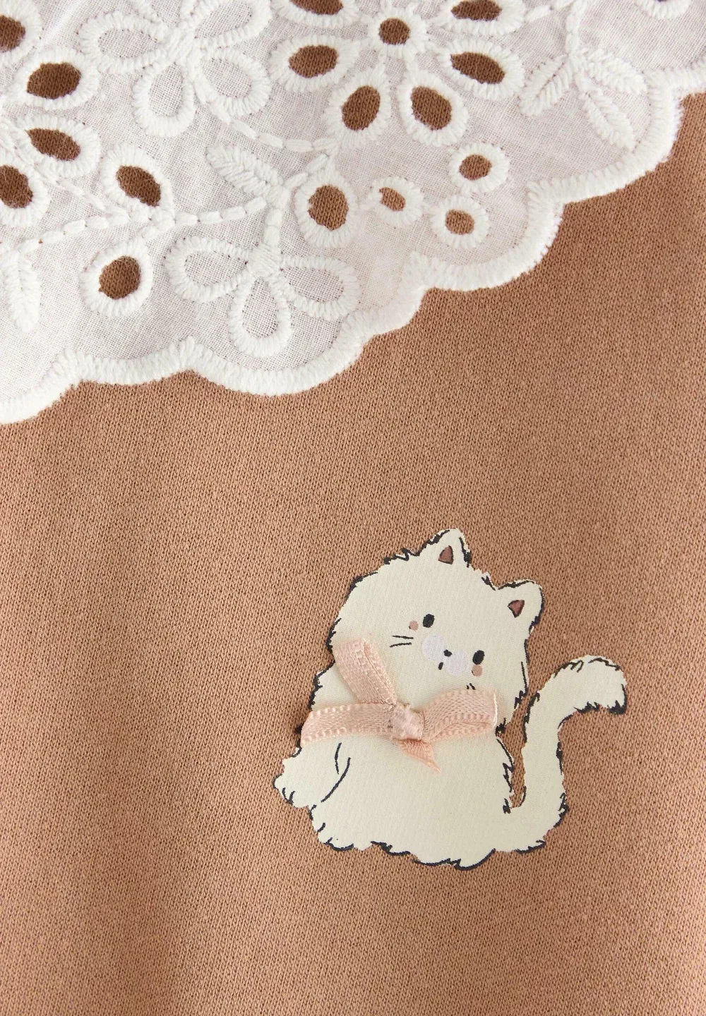 Толстовка с воротником, украшенным английской вышивкой Lindex, Dark Beige — фото 3