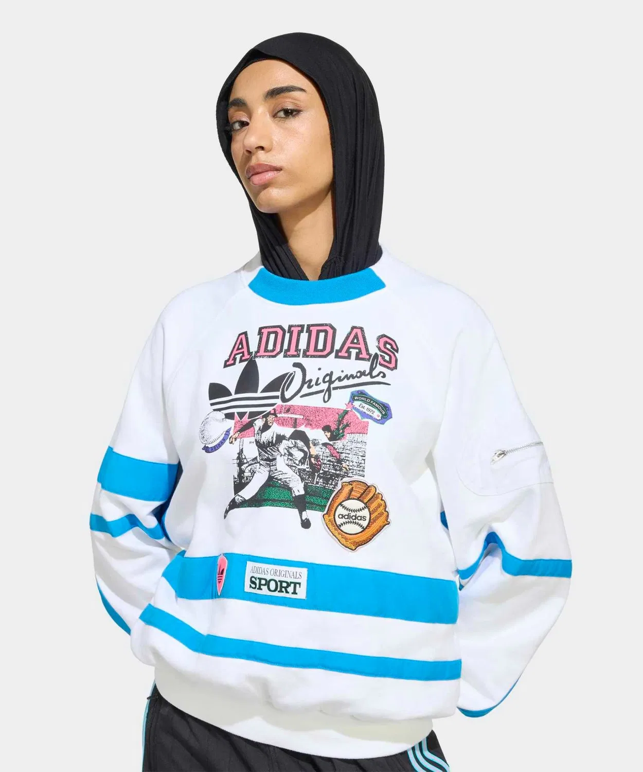 Женский свитшот оверсайз с принтом Archive Baseball Adidas, Белый — фото 3