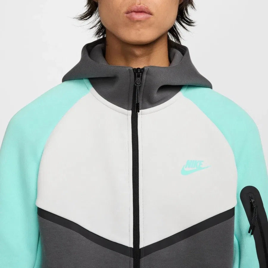 Мужской свитшот с капюшоном Nike Tech Fleece Windrunner, Серый — фото 4
