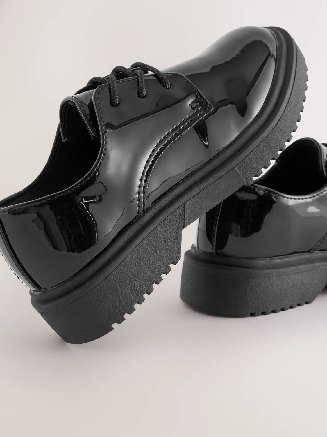 Туфли на шнуровке с широкой колодкой, School Chunky Lace-Up Next, Black Patent — фото 4