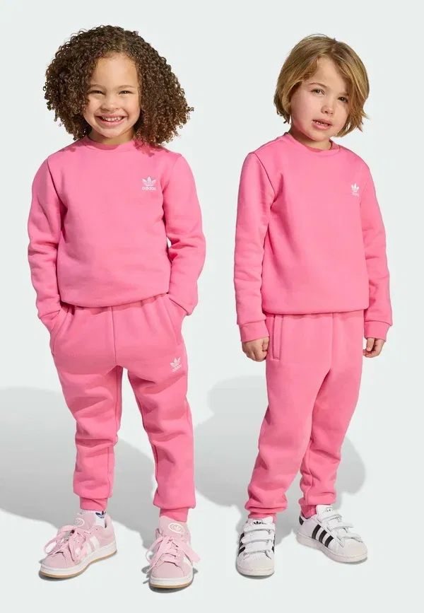 Комплект из спортивных штанов и брюк Adidas Originals, розовый