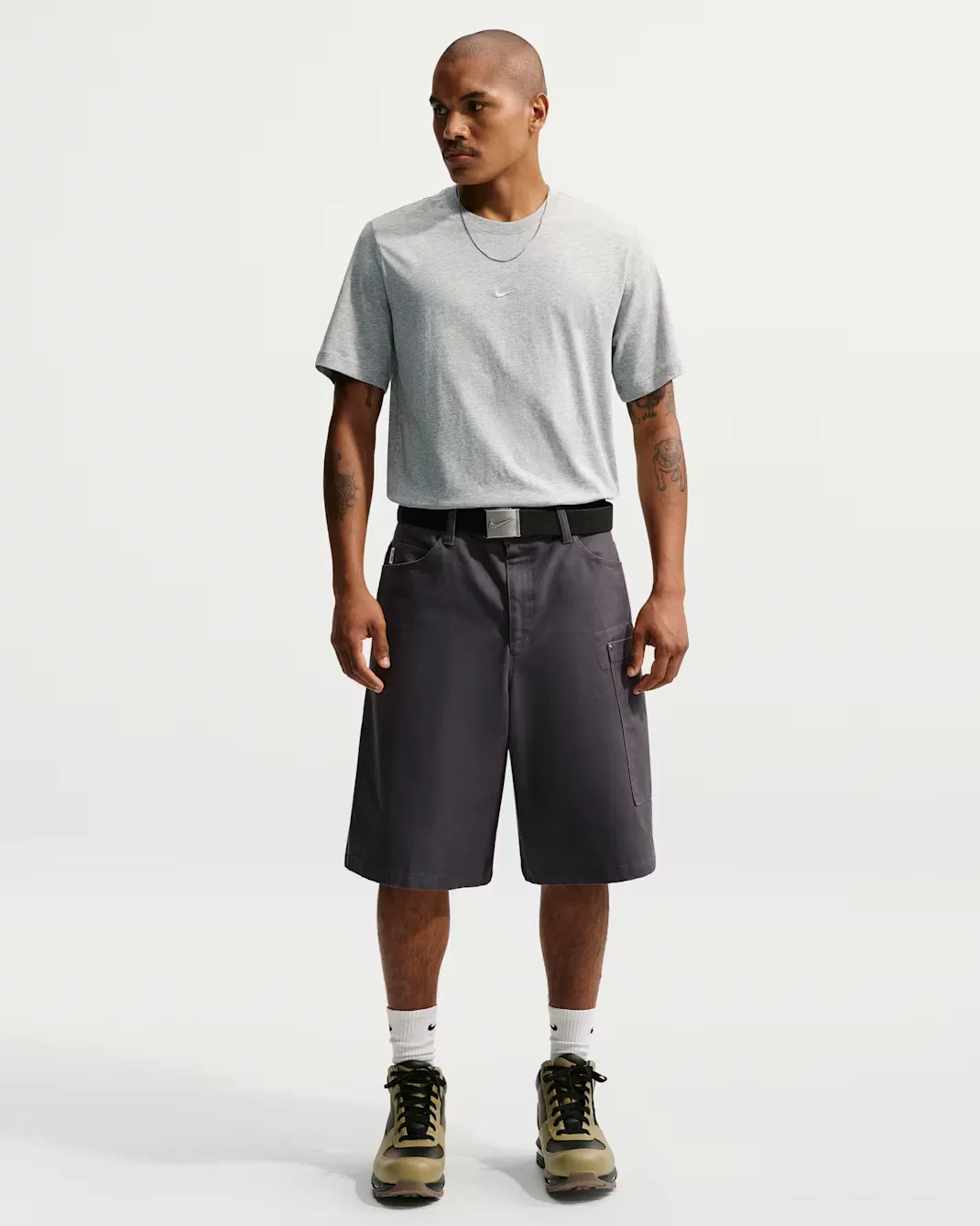 Стандартная мужская футболка Nike Sportswear, Dark Grey Heather/Base Grey — фото 4