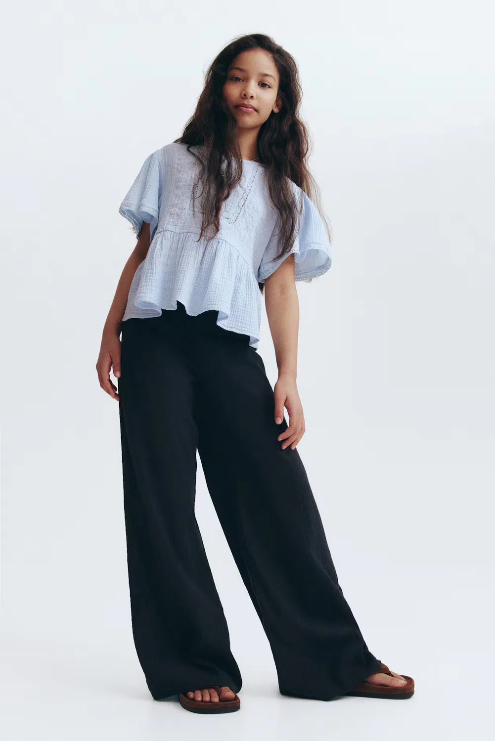 Мятые хлопковые брюки H&M, Schwarz