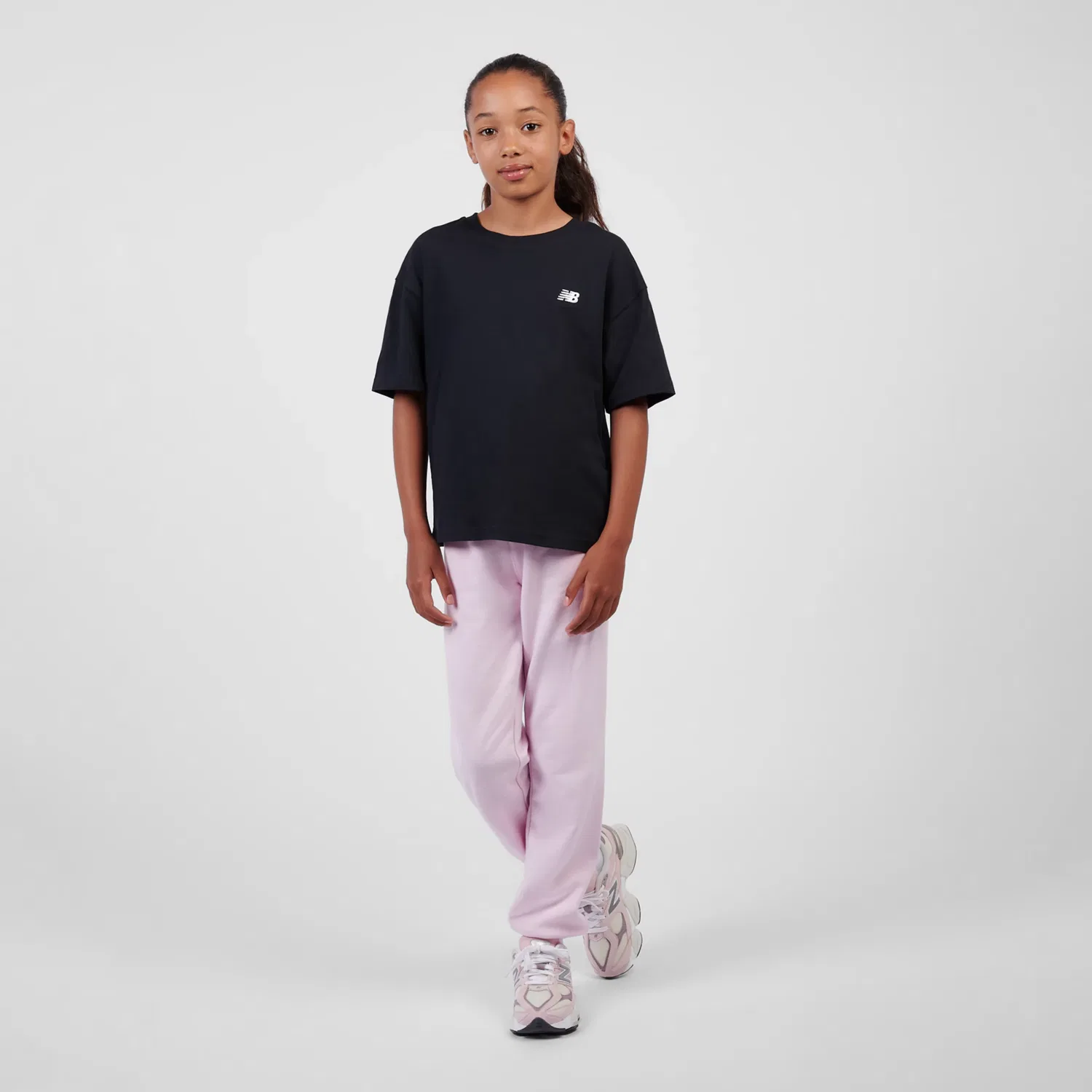 Детская футболка с коротким рукавом с вышивкой Small Logo Jersey T-Shirt New Balance, Black — фото 2