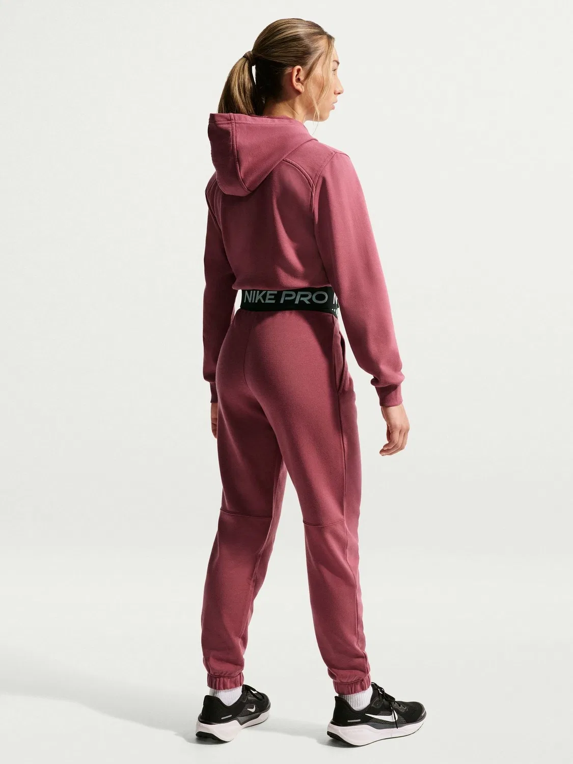Толстовка Nike Pink Smoke Pro Dri-FIT, розовый дым — фото 2