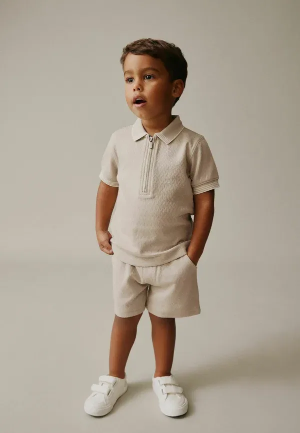 Комплект из футболки-поло и шорт, хлопок, Set - shorts, Next, Neutral Zip Neck, нейтральный