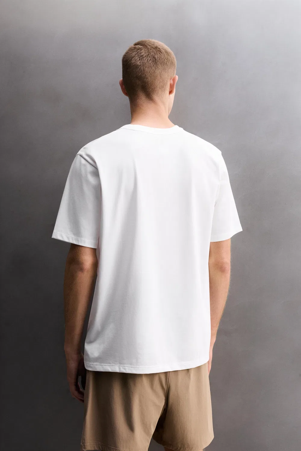 Удобная тренировочная футболка ZARA, White — фото 3