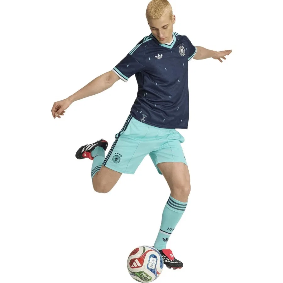 Шорты спортивные с принтом Dfb Almanya 26 Deplasman adidas, Светло-синий — фото 4