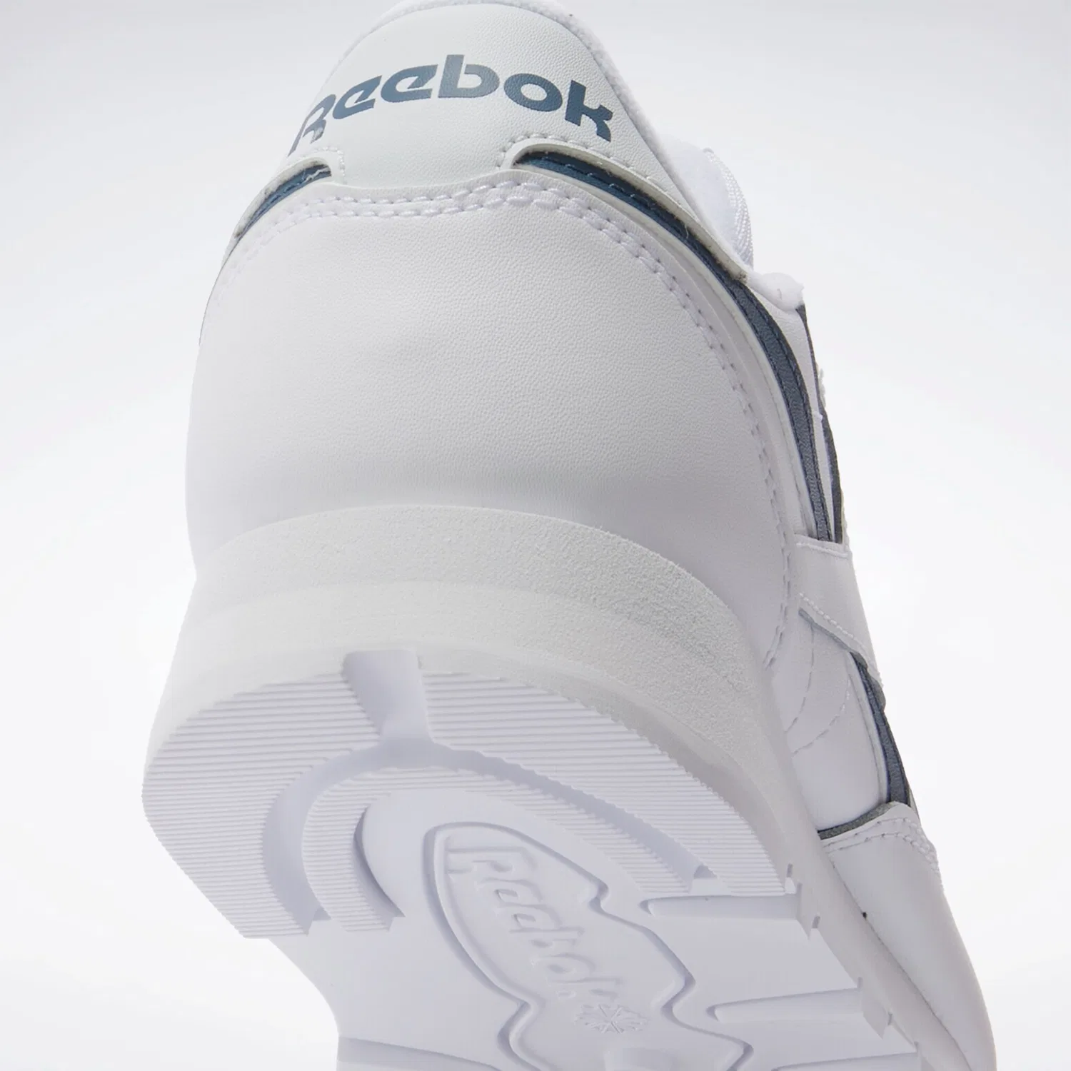 Детские кроссовки с кожаным верхом Reebok Classic, White/Shadow/Moon — фото 4