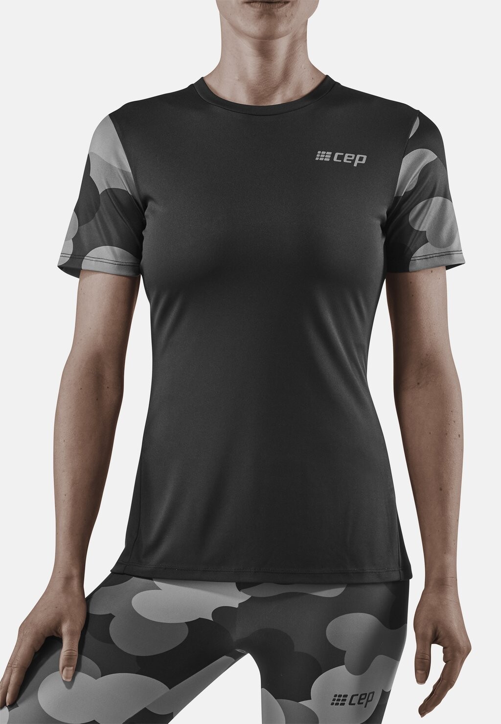 

Футболка с принтом CEP, Черный, Футболка с принтом CEP