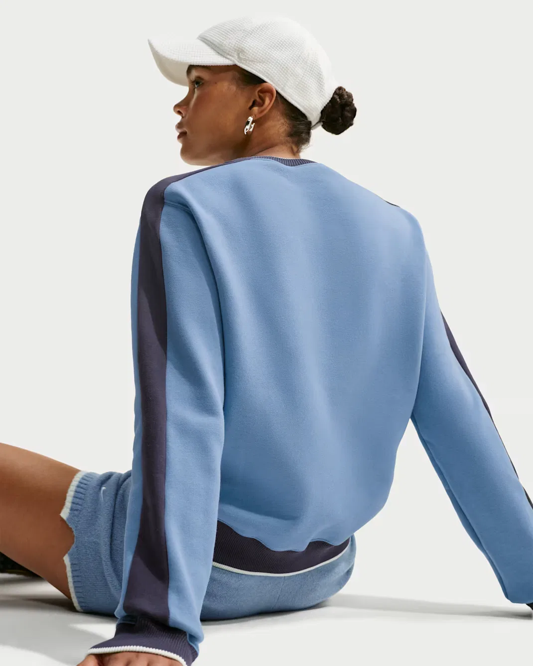 Women's Crew Nike Studio Fleece Medium Weight, Work Blue/Gridiron/Sail — фото 2