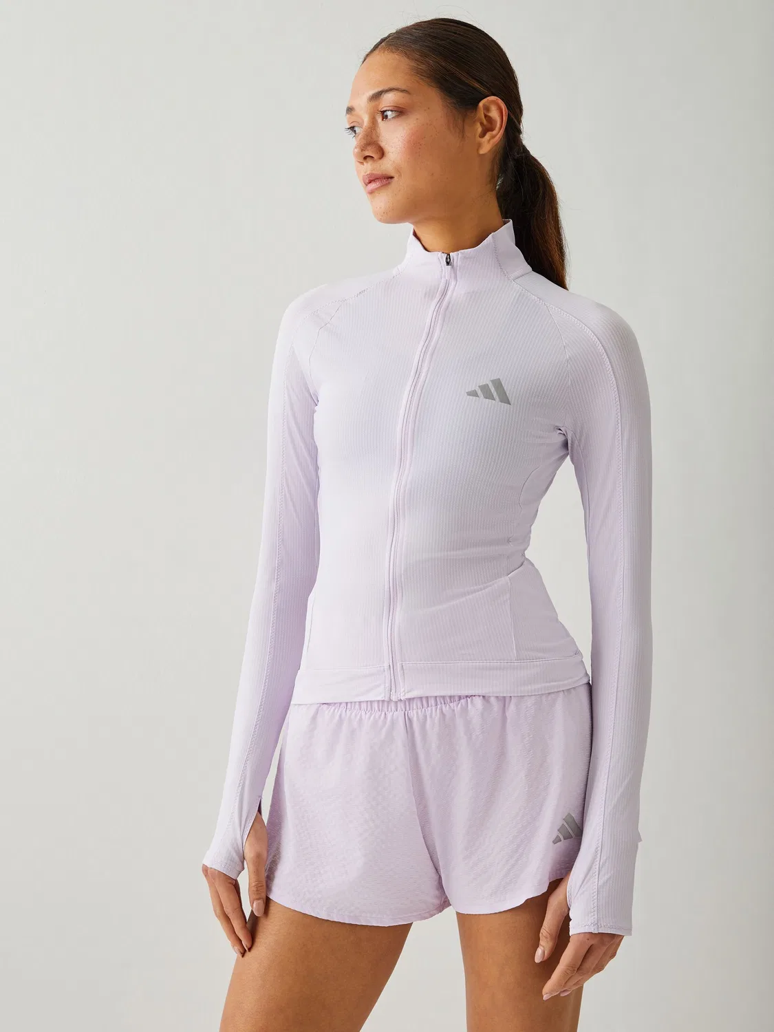 Куртка беговая, облегающая, Seasonal adidas, фиолетовый